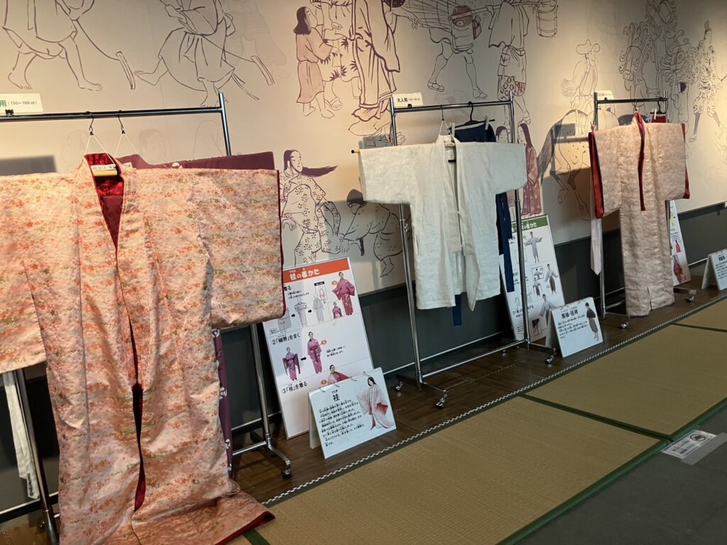 草戸千軒ミュージアムで、着物を着ることができる体験エリア