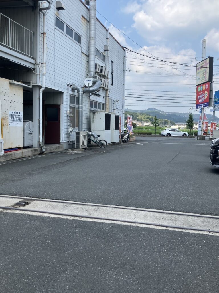 ルリアンの駐車場、全体図