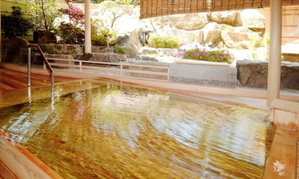 瀬戸内マリンホテル内の温泉「たまの温泉」。身体に良い、様々な効能あり。