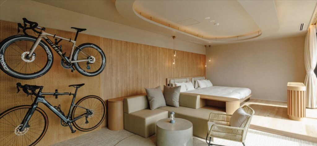 こちらは、オーバルスイート。