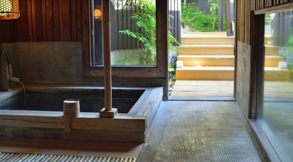 石の湯・竹の湯が楽しめる島宿真里。